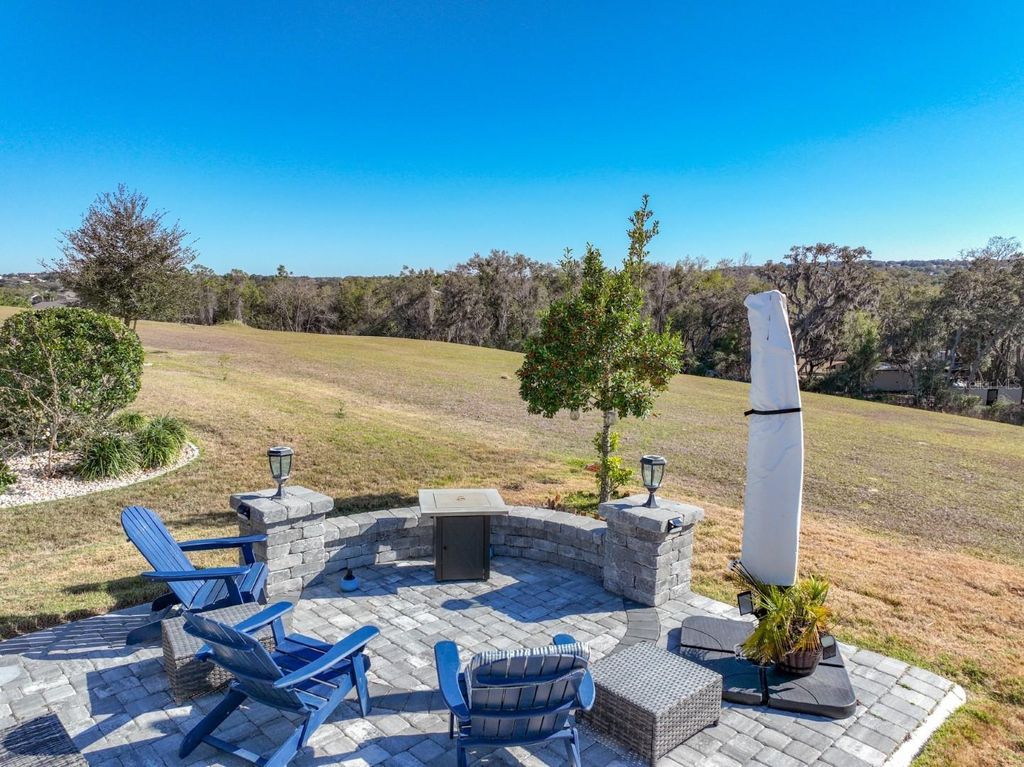 Image 41 of property listing at 2381 HICKORY GROVE STREET, Clermont, FL 34715