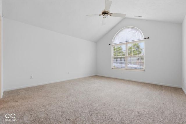 2392 Steeple Chase, Shelbyville, IN 46176