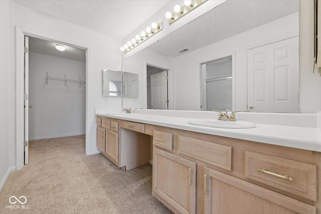 2392 Steeple Chase, Shelbyville, IN 46176