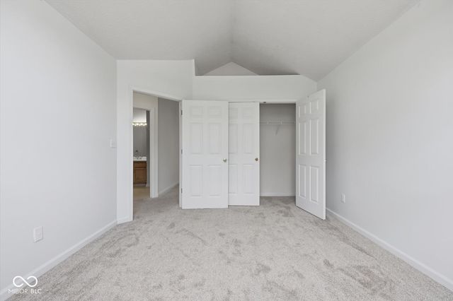 2392 Steeple Chase, Shelbyville, IN 46176