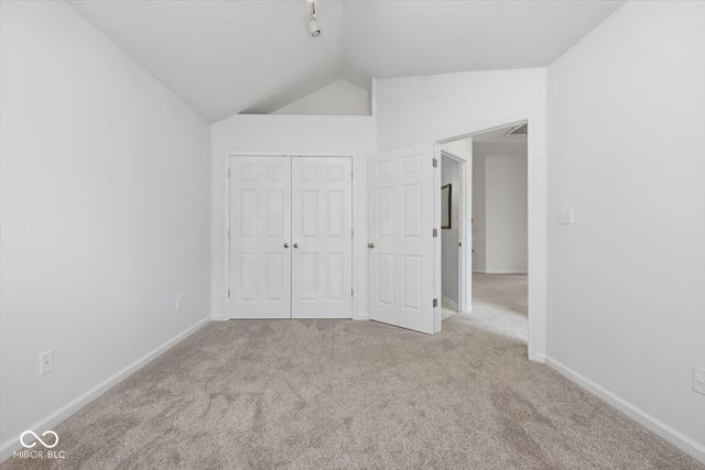 2392 Steeple Chase, Shelbyville, IN 46176