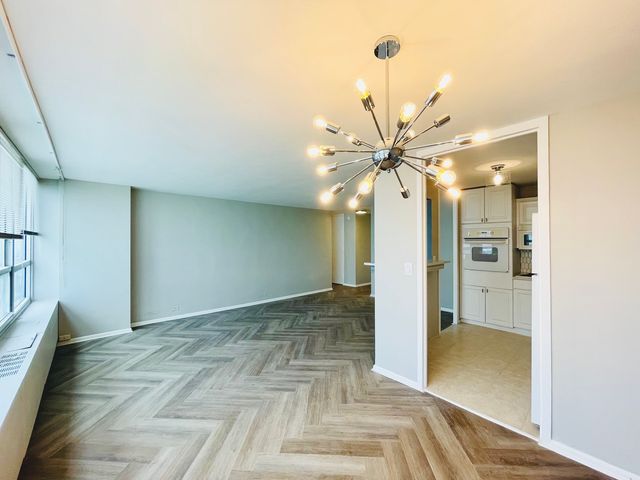 4800 S Chicago Beach Drive 2512N, Chicago, IL 60615