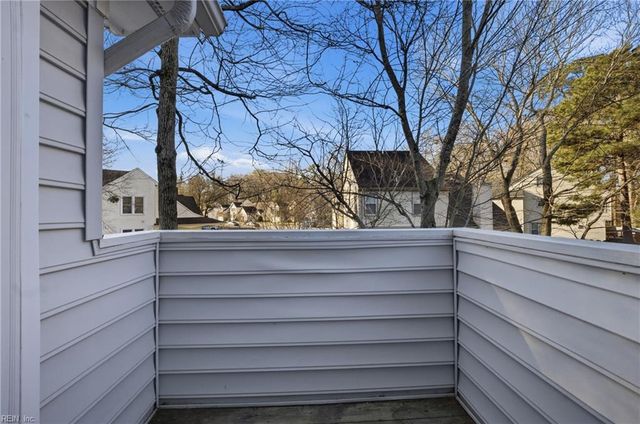 705 New River Ct Apt G, Chesapeake, VA 23320