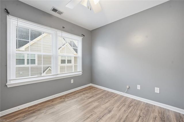 705 New River Ct Apt G, Chesapeake, VA 23320