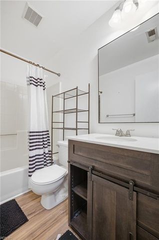 705 New River Ct Apt G, Chesapeake, VA 23320