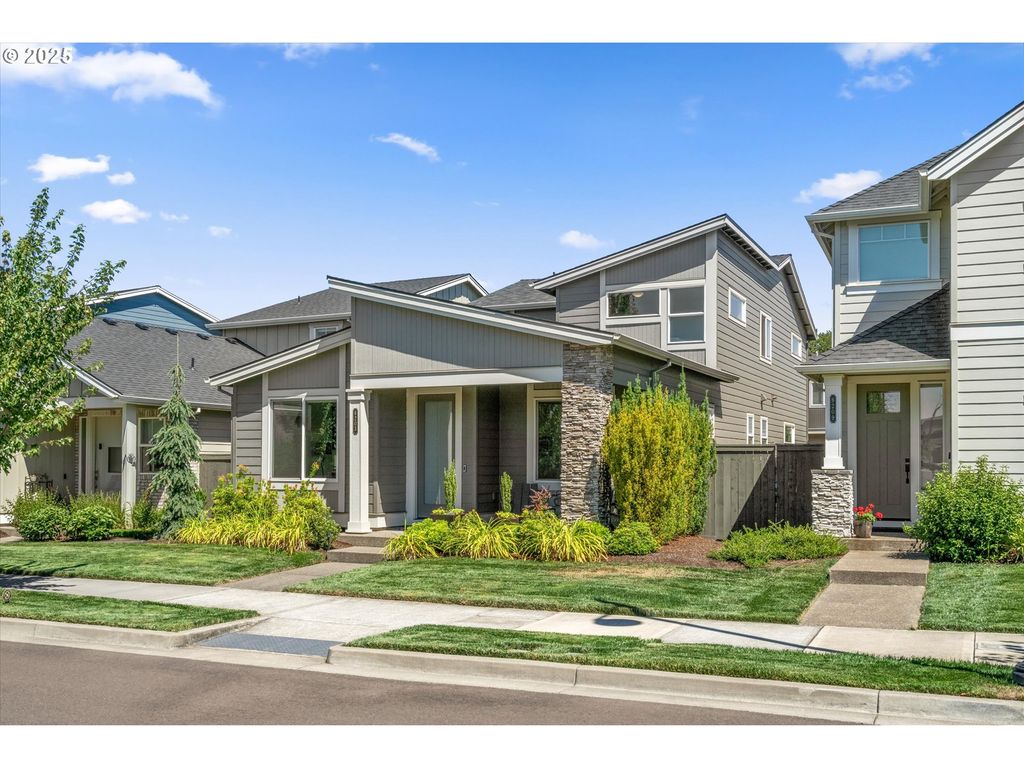 6203 Se POLYANTHA St, Hillsboro, OR 97123