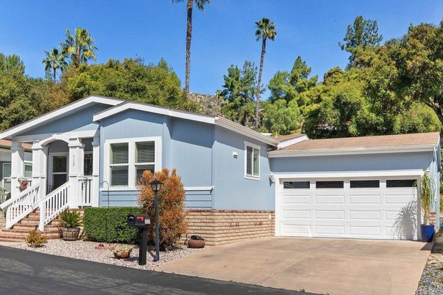 8975 Lawrence Welk Drive 112, Escondido, CA 92026