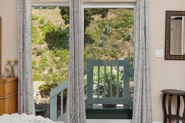 8975 Lawrence Welk Drive 112, Escondido, CA 92026