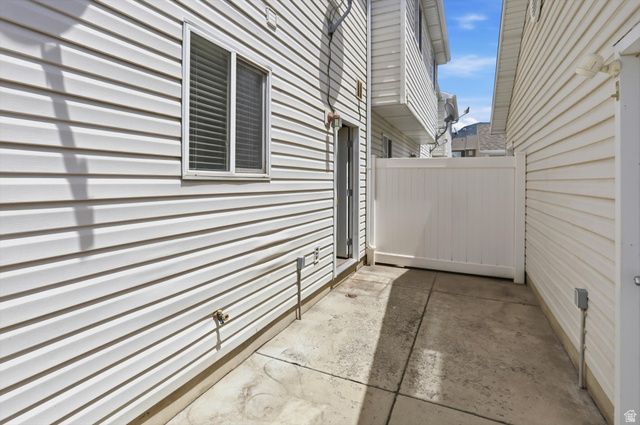 1996 N 425 W, Harrisville, UT 84414