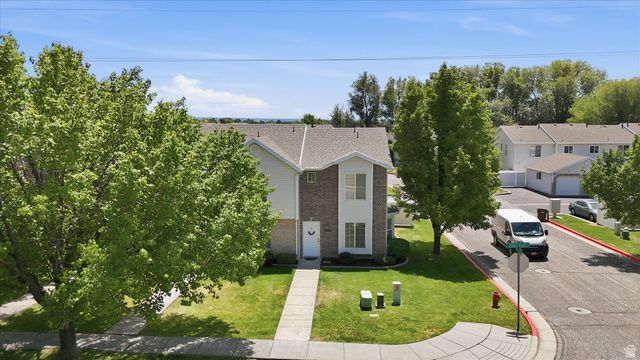 1996 N 425 W, Harrisville, UT 84414