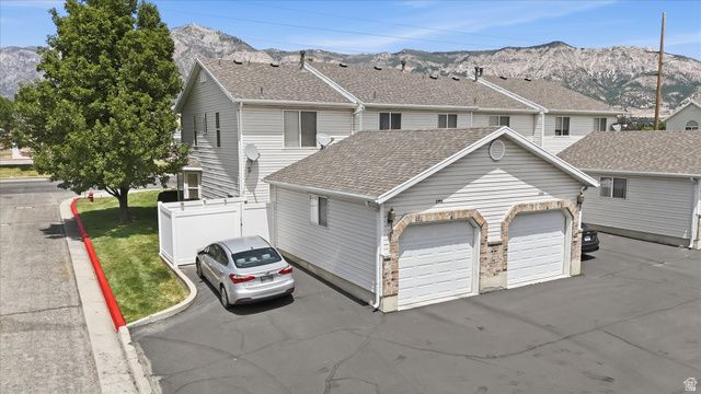 1996 N 425 W, Harrisville, UT 84414