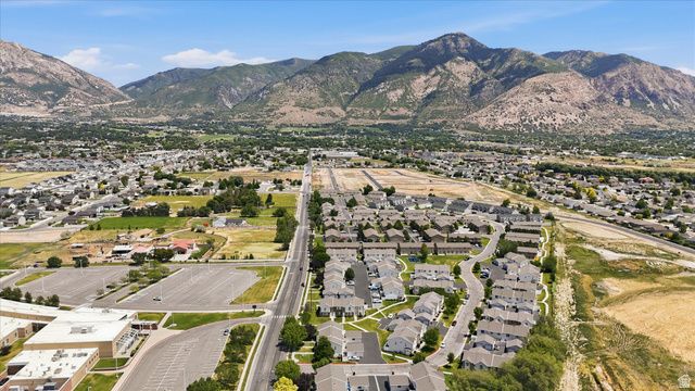 1996 N 425 W, Harrisville, UT 84414