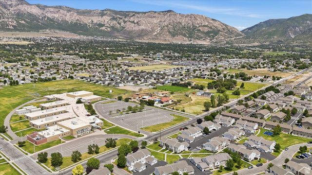 1996 N 425 W, Harrisville, UT 84414