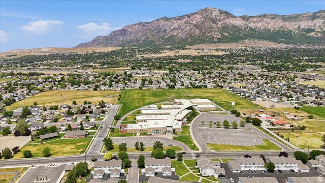 1996 N 425 W, Harrisville, UT 84414