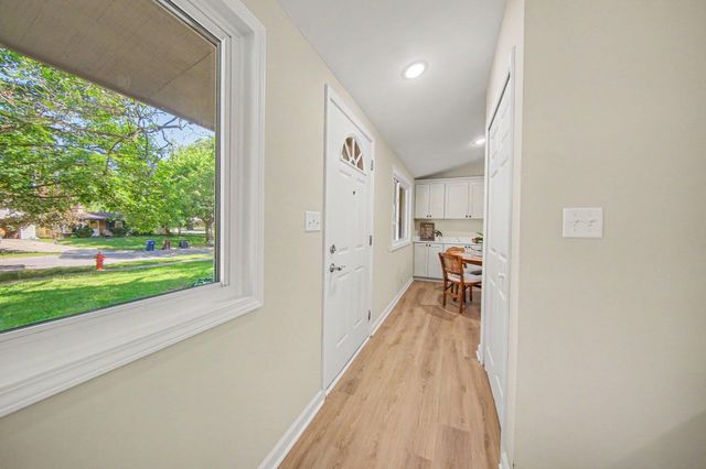 2731 Canterbury Road, Ann Arbor, MI 48104