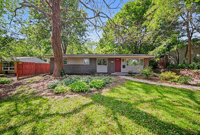 2731 Canterbury Road, Ann Arbor, MI 48104