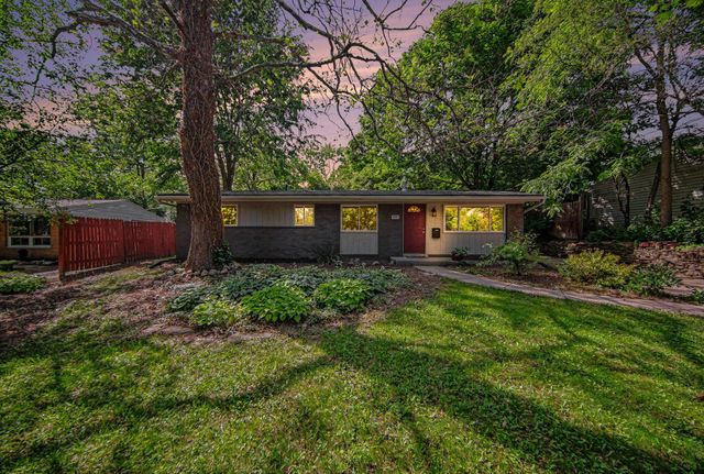 2731 Canterbury Road, Ann Arbor, MI 48104
