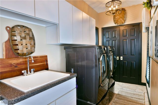 242 Howland Terrace Boulevard, Warren, OH 44484