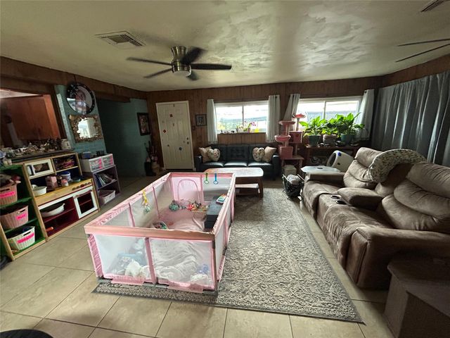 2431 Bayou Dr Drive, League City, TX 77573