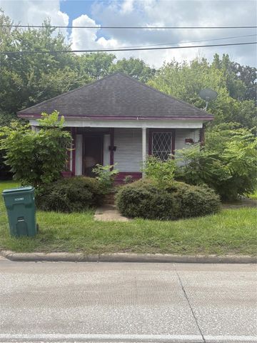 1439 Interstate 10 E, Beaumont, TX 77701