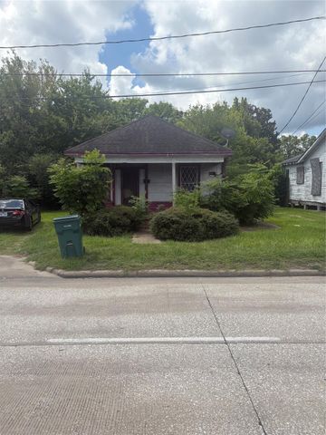 1439 Interstate 10 E, Beaumont, TX 77701