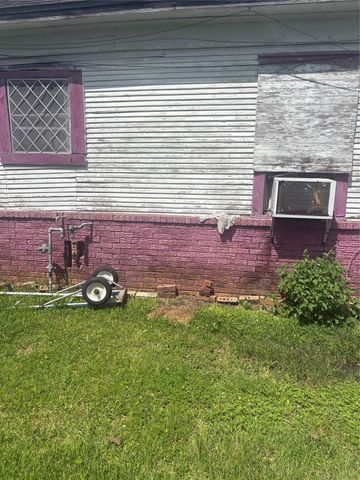 1439 Interstate 10 E, Beaumont, TX 77701