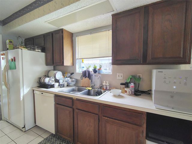 2227 Quail Valley East Drive, Missouri City, TX 77459