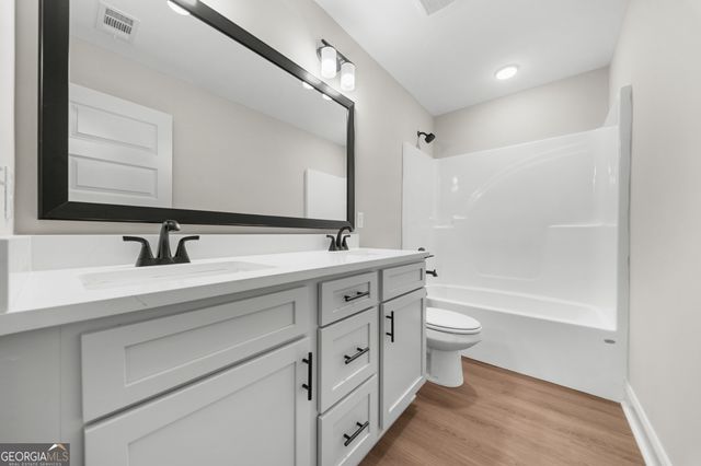 103 Pin Oak Lane, Statesboro, GA 30458