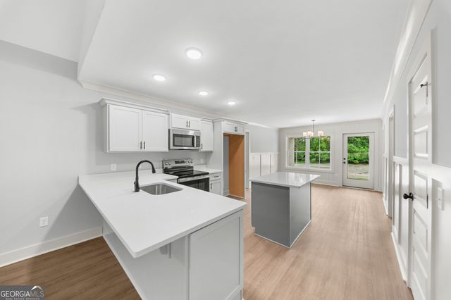 103 Pin Oak Lane, Statesboro, GA 30458