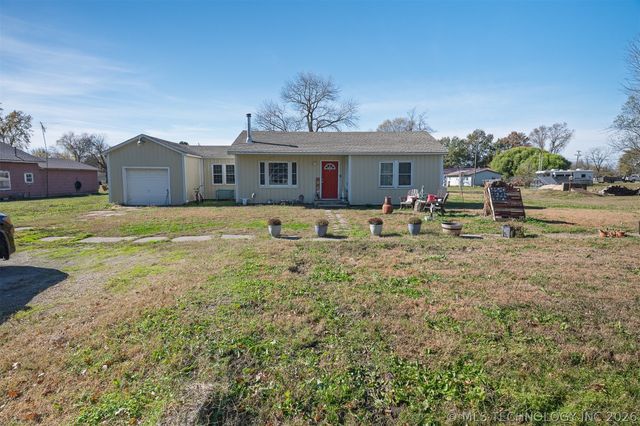 157 S Springfield Street, Welch, OK 74369