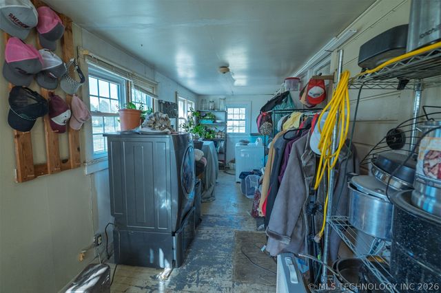 157 S Springfield Street, Welch, OK 74369