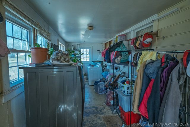 157 S Springfield Street, Welch, OK 74369