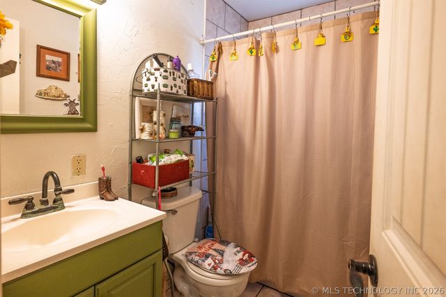 157 S Springfield Street, Welch, OK 74369