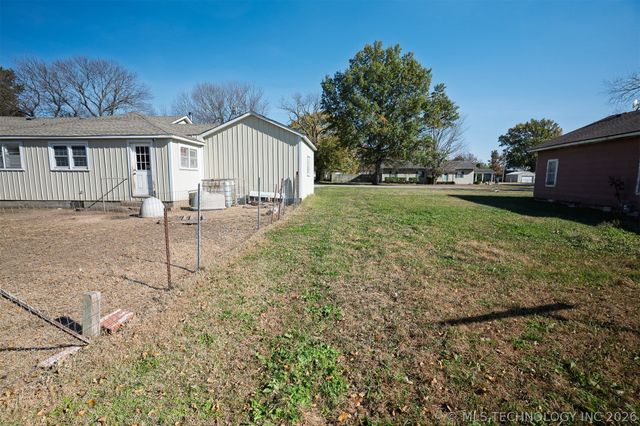 157 S Springfield Street, Welch, OK 74369