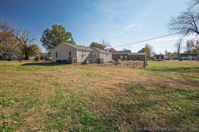 157 S Springfield Street, Welch, OK 74369
