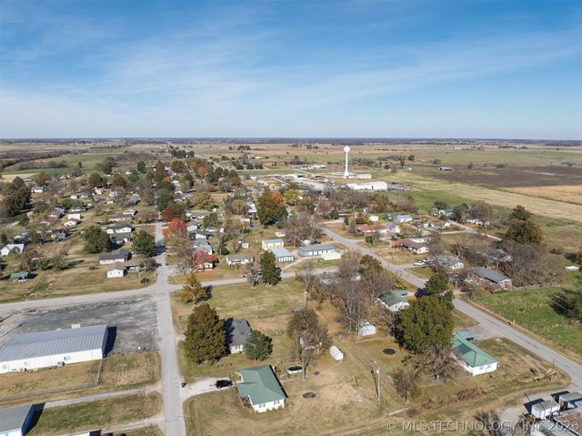 157 S Springfield Street, Welch, OK 74369