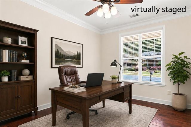 637 Laurel Crossing, Canton, GA 30114