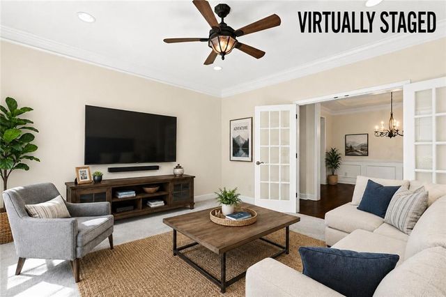 637 Laurel Crossing, Canton, GA 30114