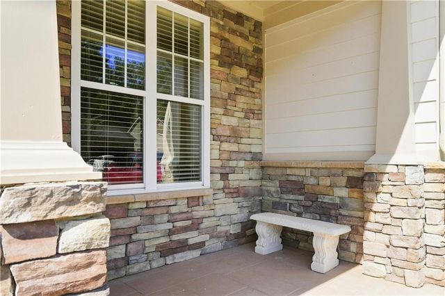 637 Laurel Crossing, Canton, GA 30114