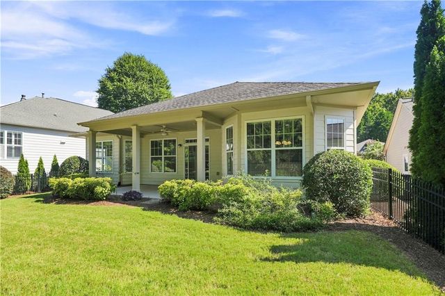 637 Laurel Crossing, Canton, GA 30114