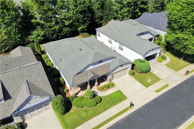 637 Laurel Crossing, Canton, GA 30114