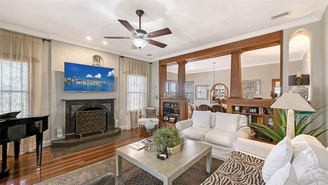 1563 4TH STREET, Sarasota, FL 34236