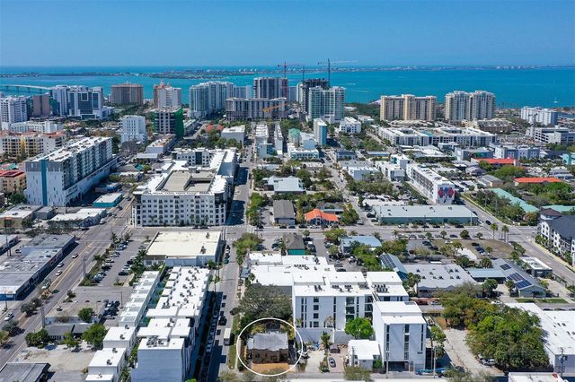 1563 4TH STREET, Sarasota, FL 34236