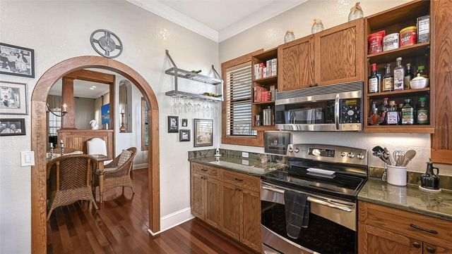 1563 4TH STREET, Sarasota, FL 34236