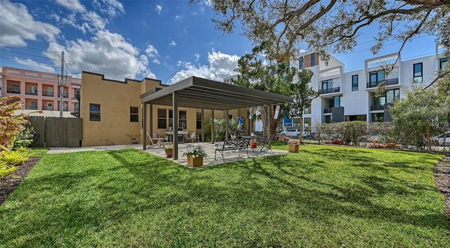 1563 4TH STREET, Sarasota, FL 34236