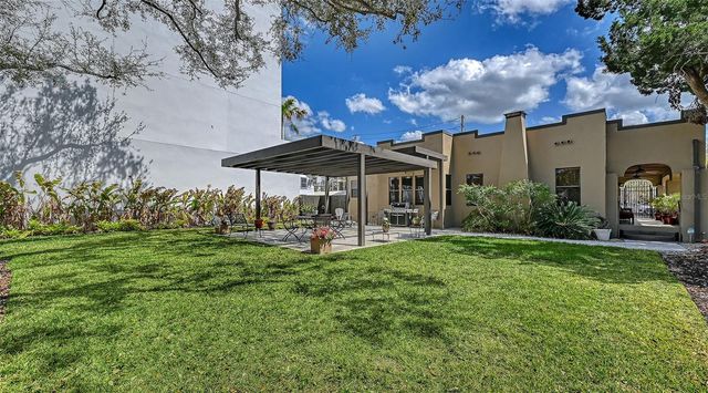 1563 4TH STREET, Sarasota, FL 34236