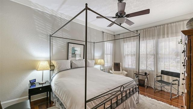 1563 4TH STREET, Sarasota, FL 34236