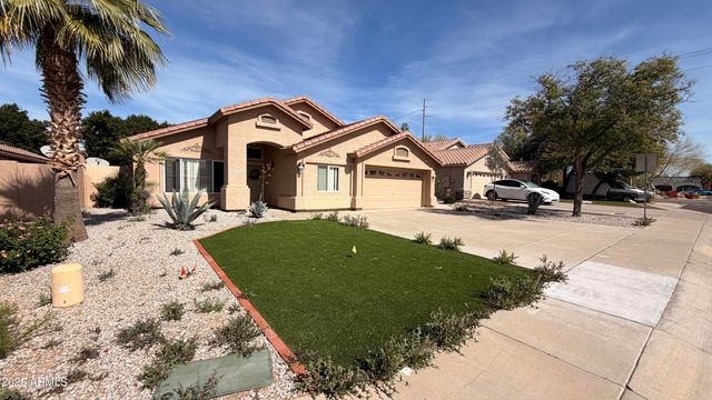 5940 W VILLA THERESA Drive, Glendale, AZ 85308