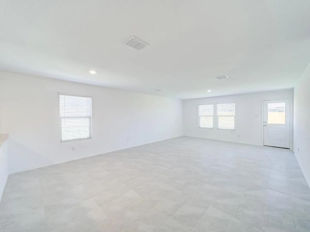 352 Sun Bluff Road, Fort Worth, TX 76052