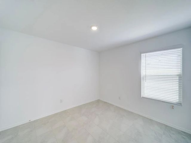 352 Sun Bluff Road, Fort Worth, TX 76052